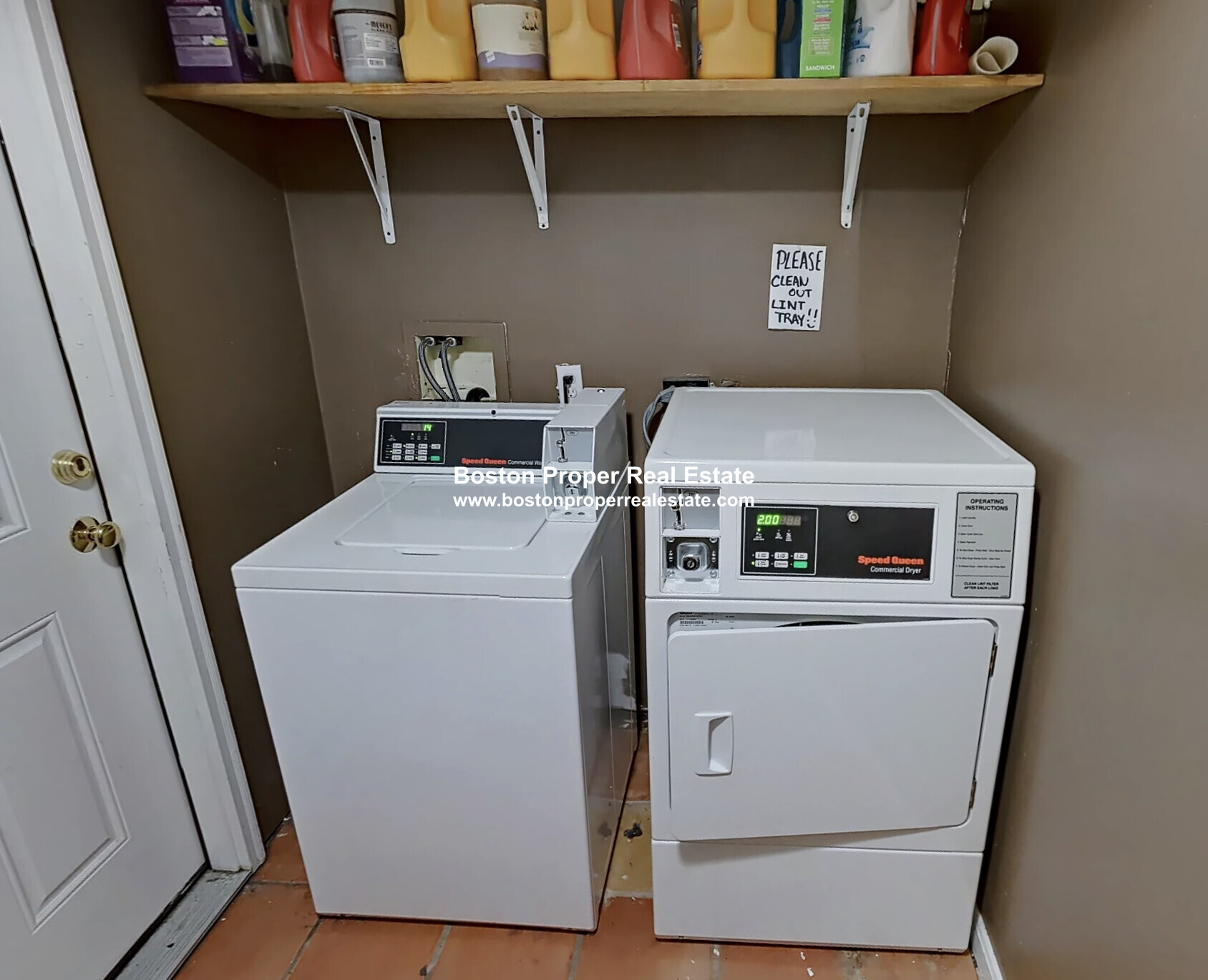 42 Brainerd Rd, Brighton