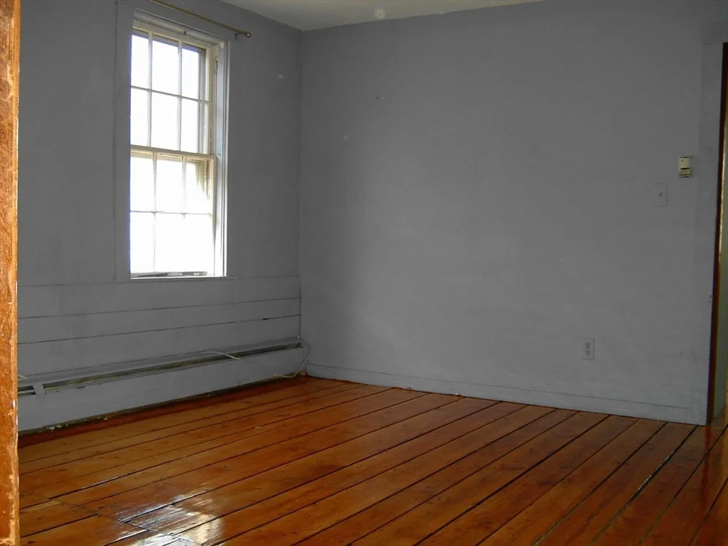 128 Pleasant St, Marblehead
