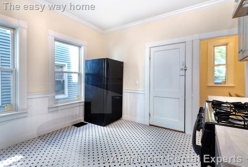 5 Stanford Ter, Porter Square