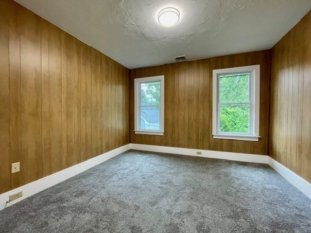 209 Sterling St, Clinton