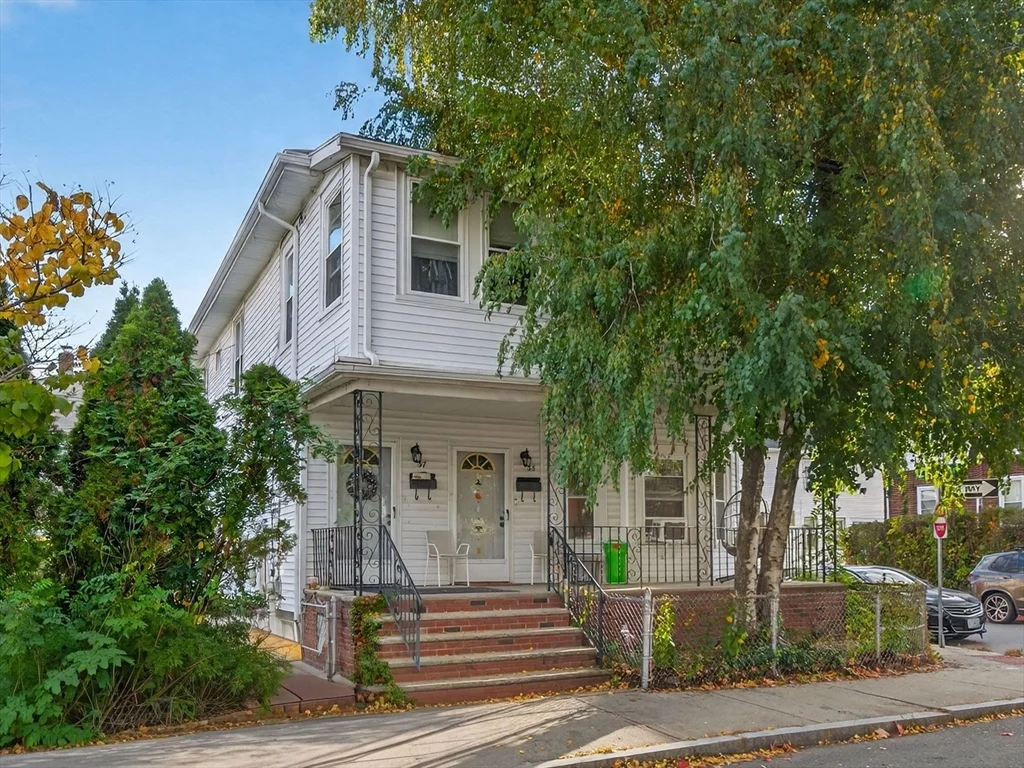 35 Hancock St, Medford