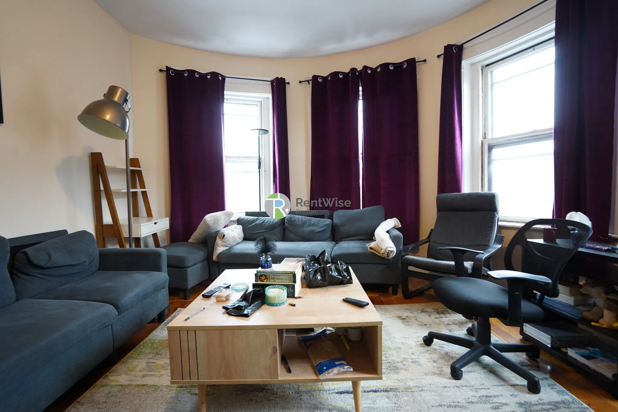 174 Harvard St, Coolidge Corner