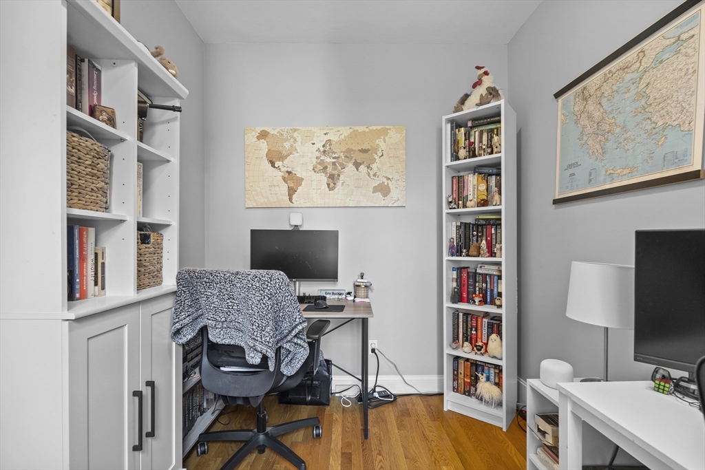 180 W 8th, South Boston