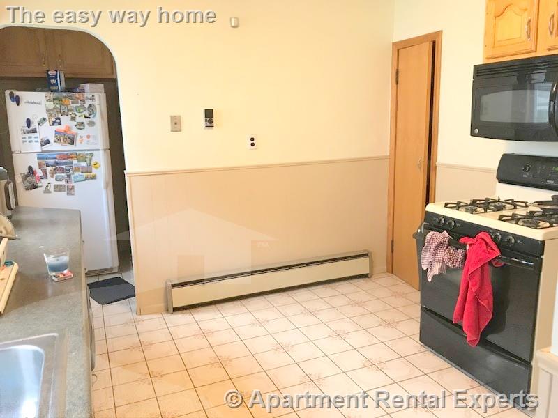 16 Hamilton St, Tufts