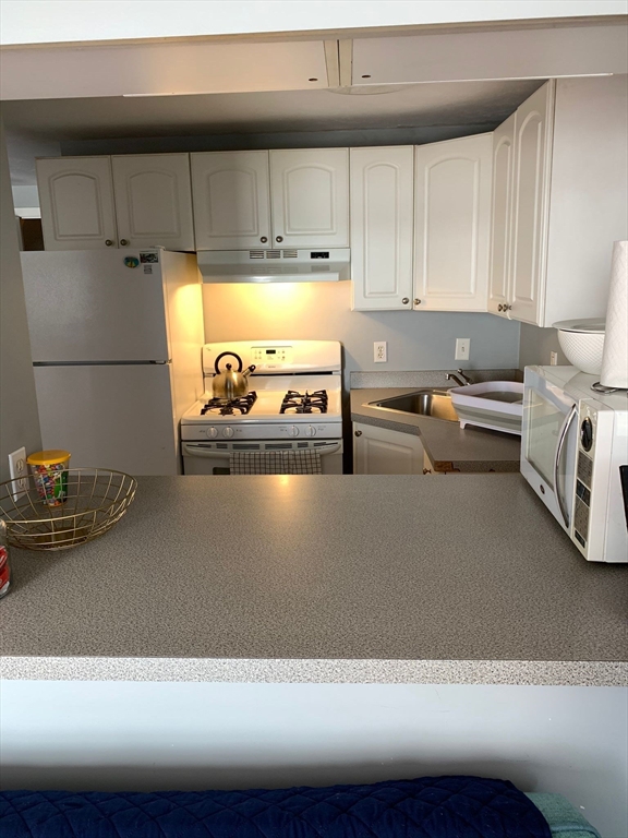 2 Saint Germain, Quincy