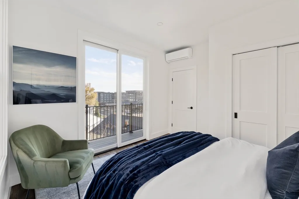 133 Boardman St, East Boston