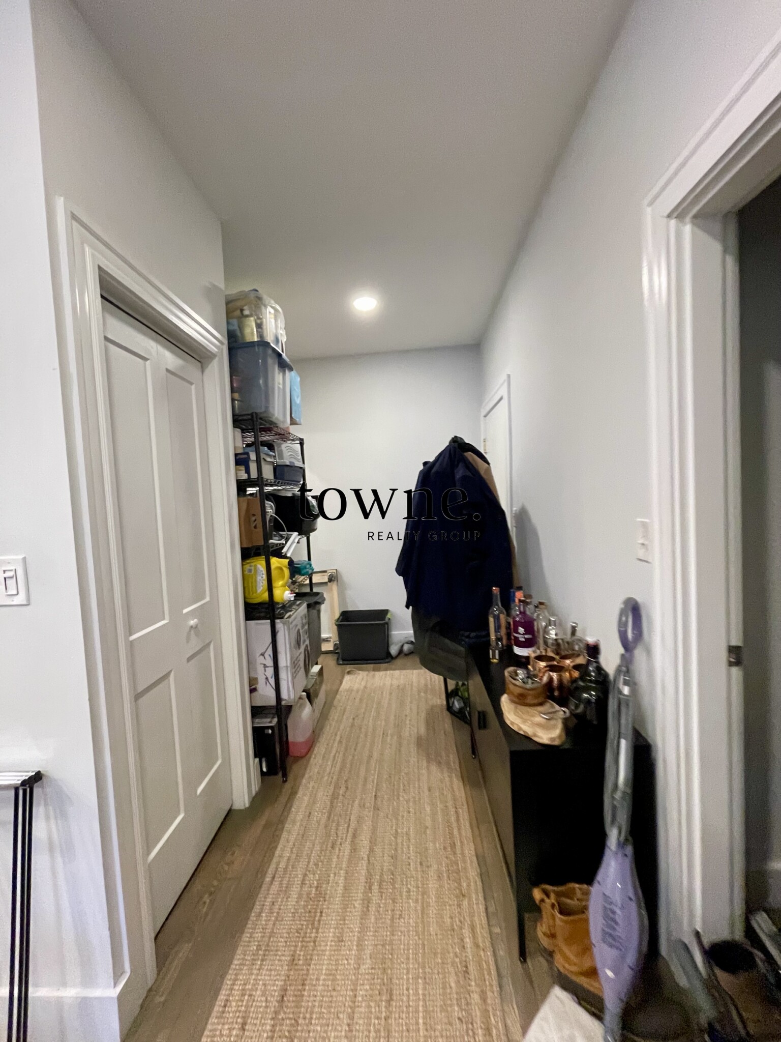 98 Queensberry St, Fenway