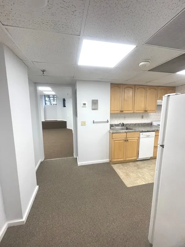 475 Commonwealth Ave, Fenway