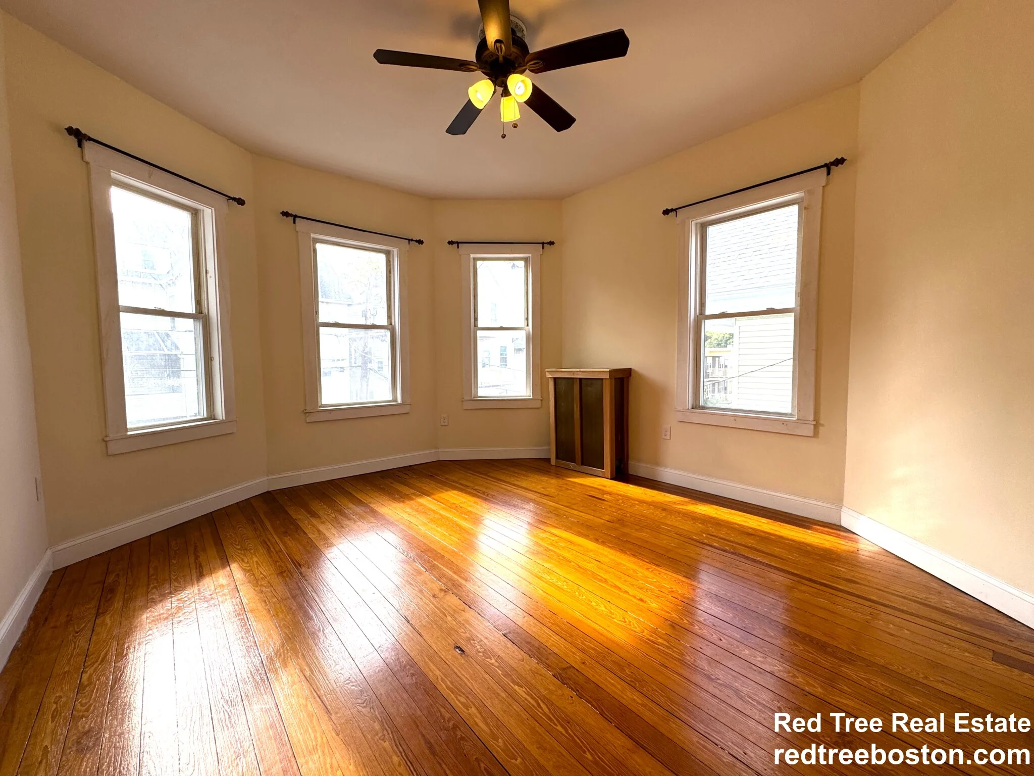 24 Weld Hill St, Jamaica Plain