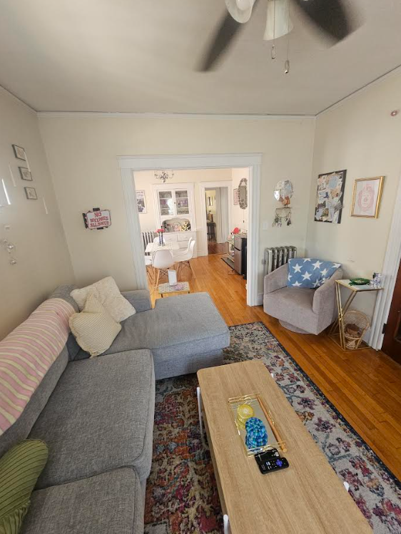 34 Sunset Rd, West Somerville