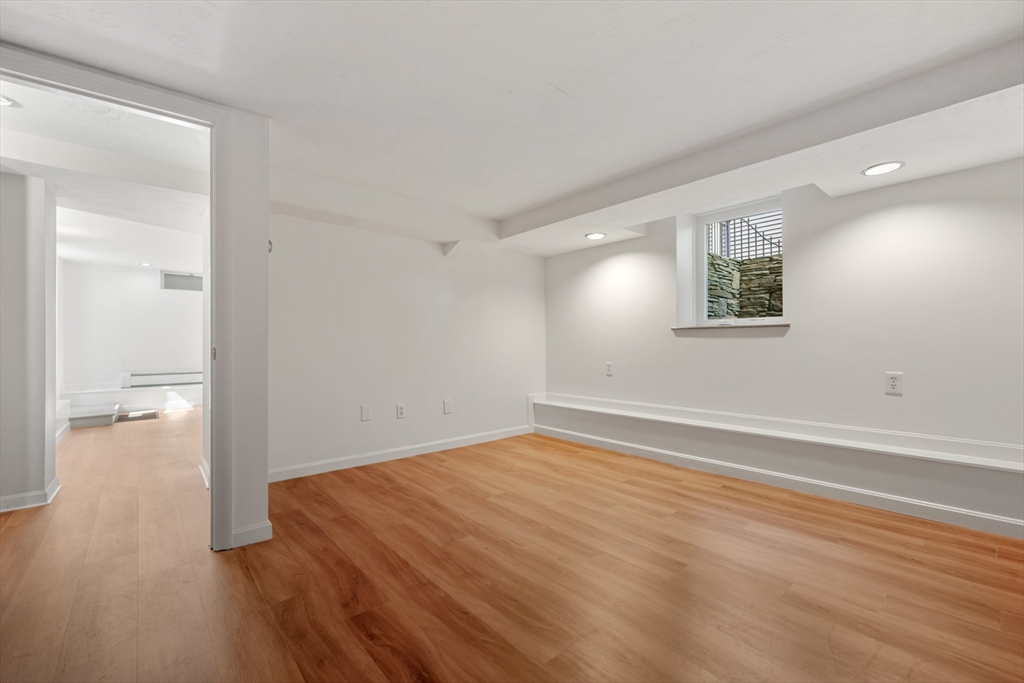 259 Mount Auburn, Harvard Square