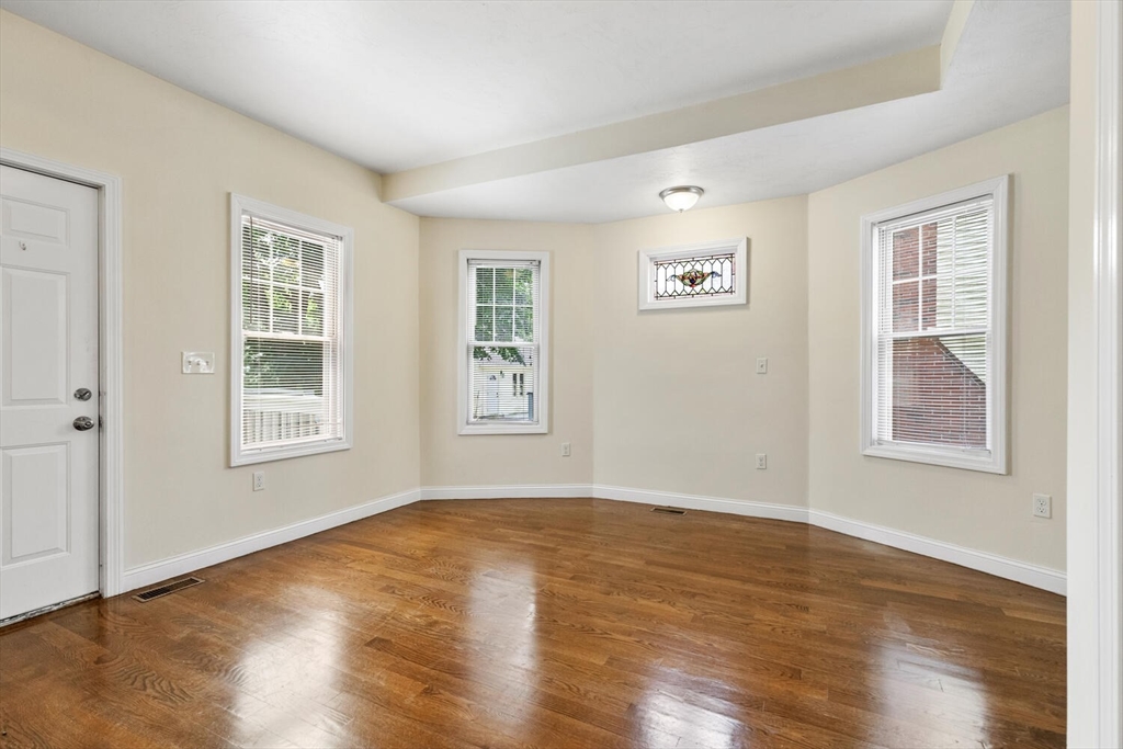 111 Pleasant, Milton