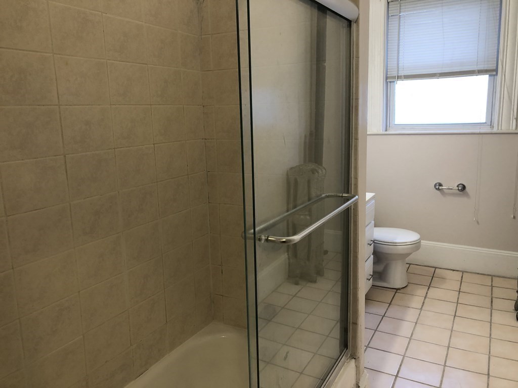 68 Boylston St, Brookline