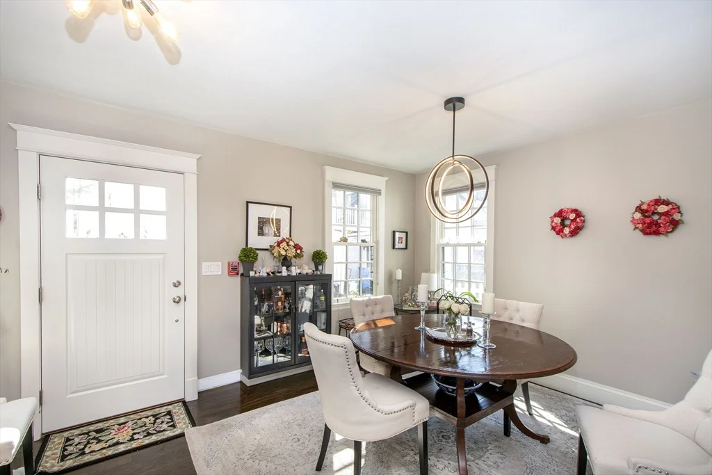 108-110 Elm St, Cohasset
