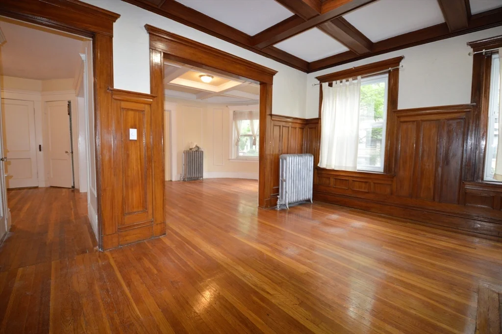 141 Fuller St, North Brookline