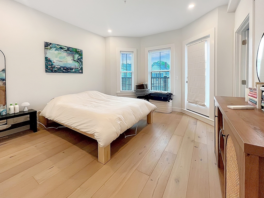 18 Edward St, Medford