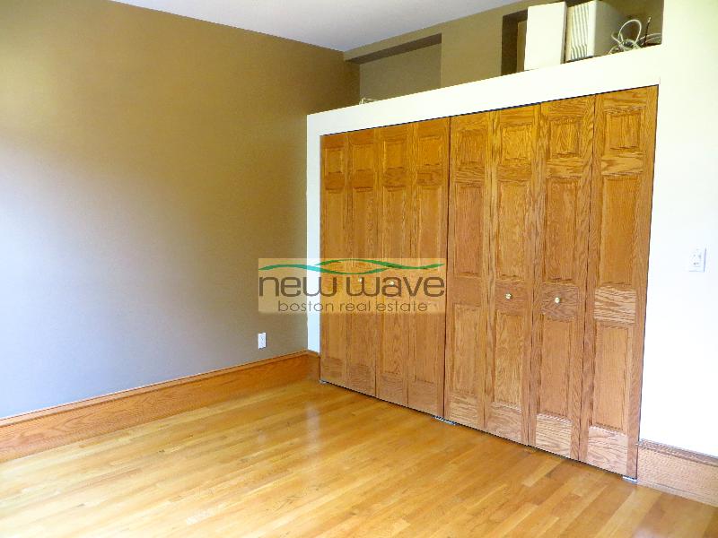 17 Holyoke St, South End