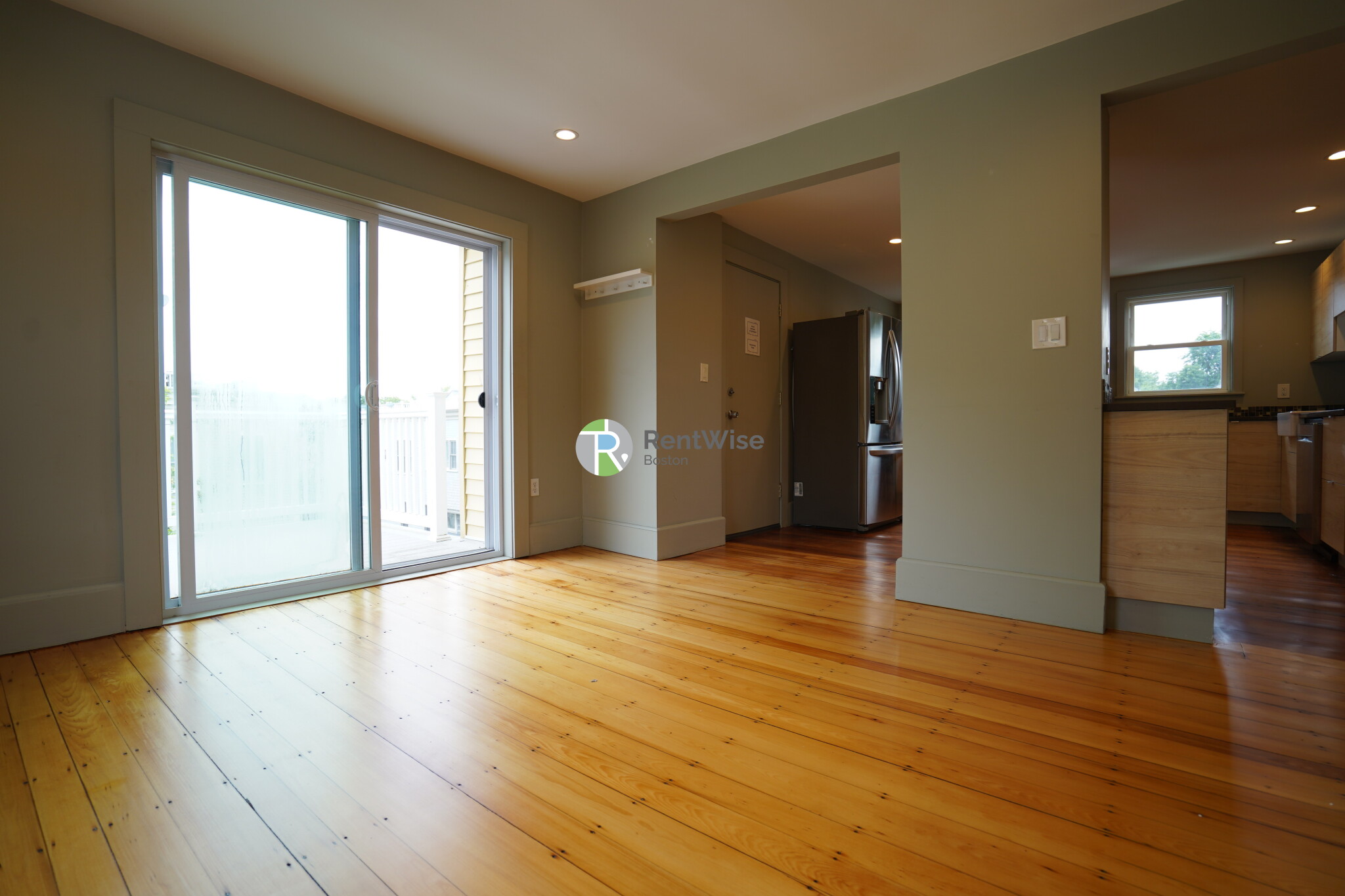 21 Plainfield St, Jamaica Plain