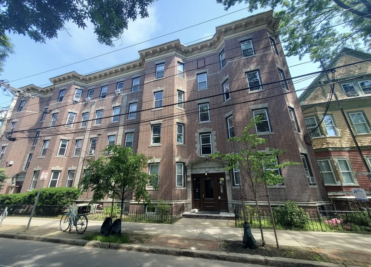 274 Brookline St, Cambridgeport