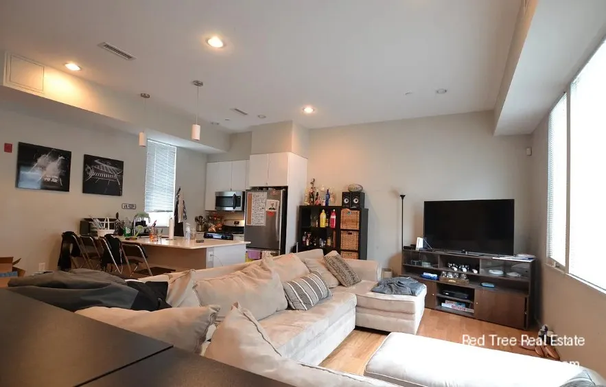 53 Glenville Ave, Allston