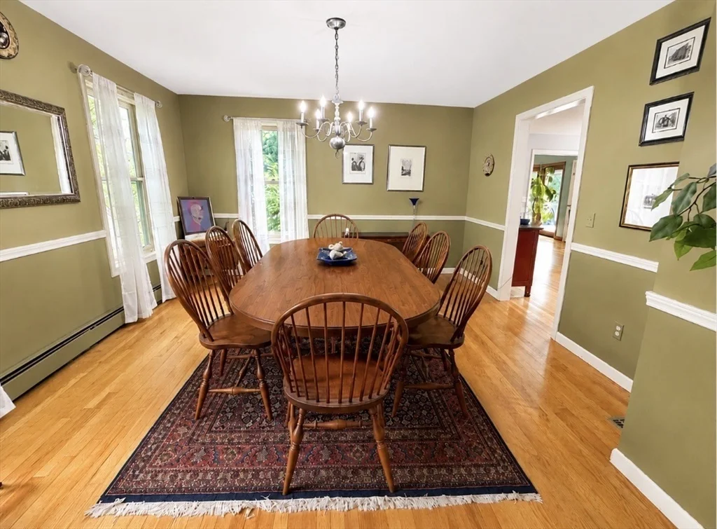 31 Woodside Circle, Sturbridge