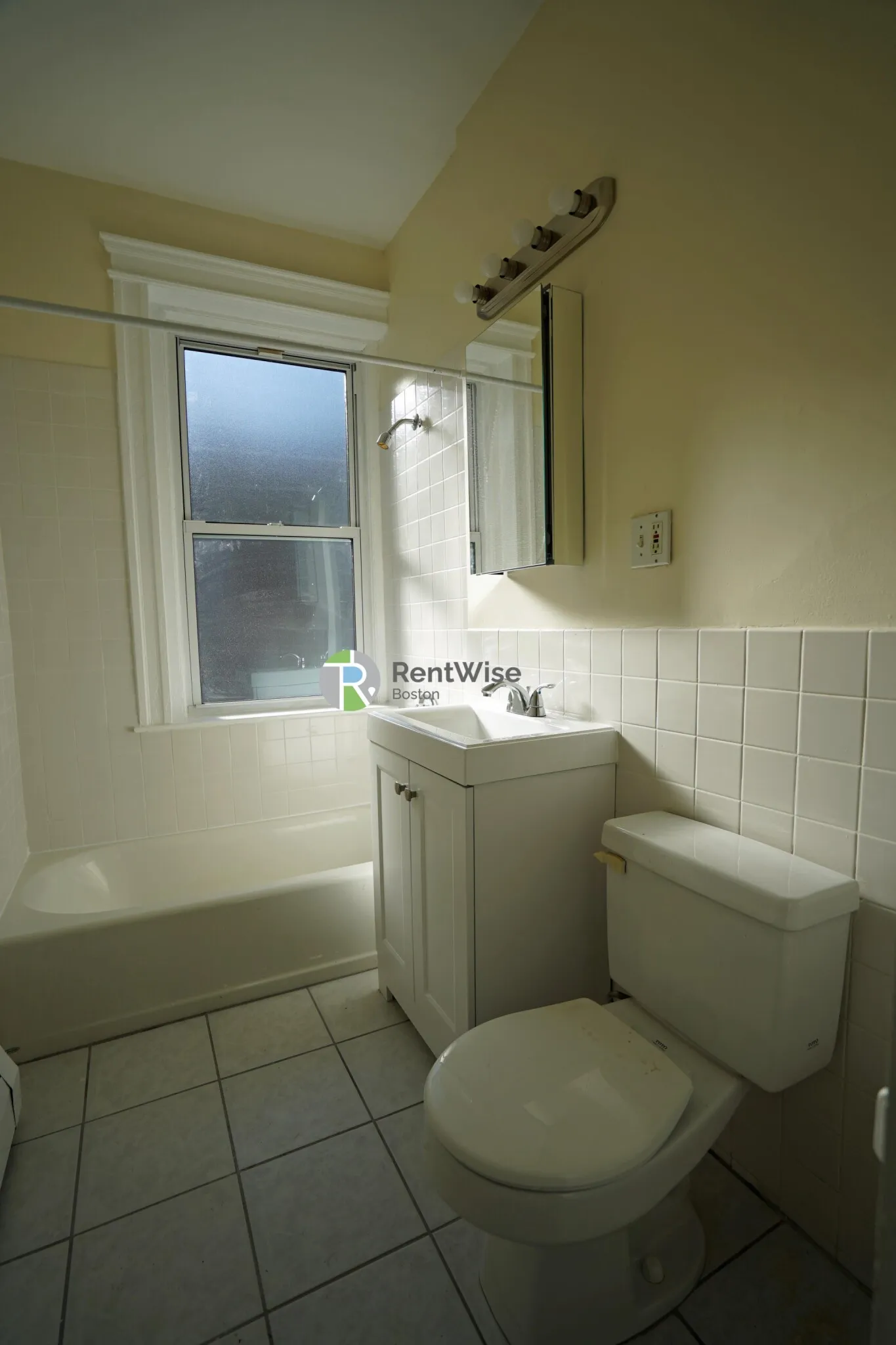 1846 Commonwealth Ave, Brighton