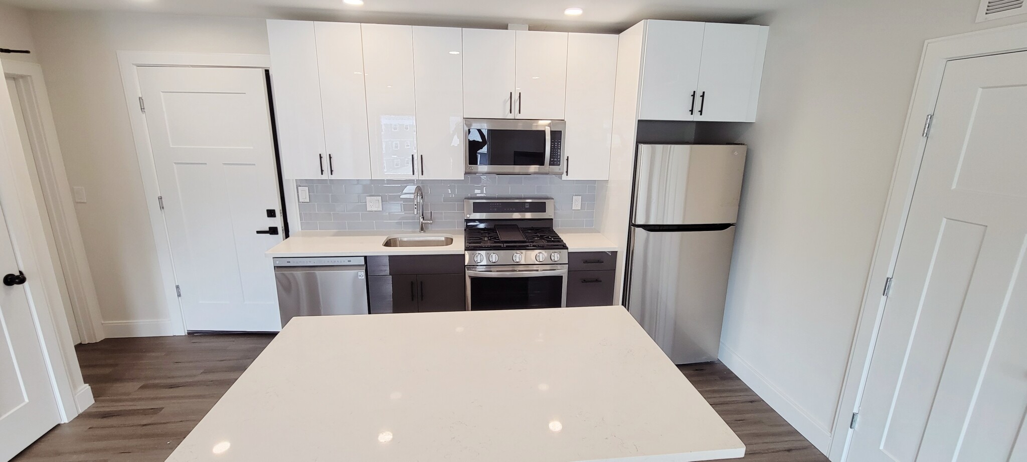 317 Belgrade Ave, Roslindale