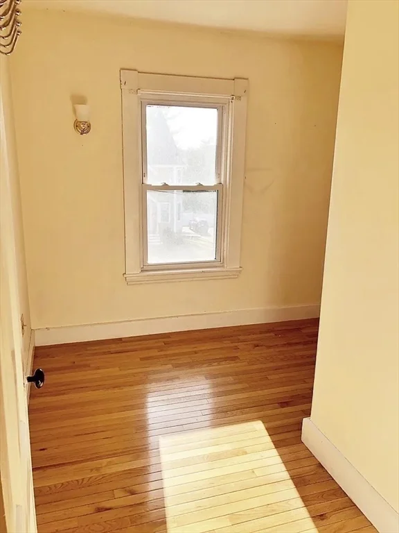 308 Belmont St, Quincy