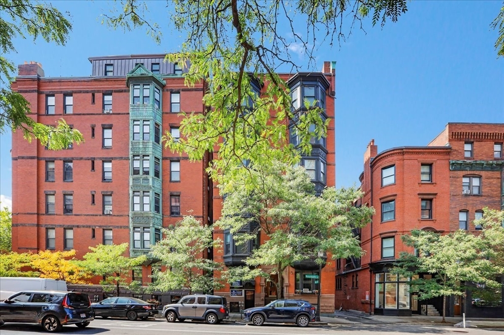 31 Massachusetts Ave, Back Bay