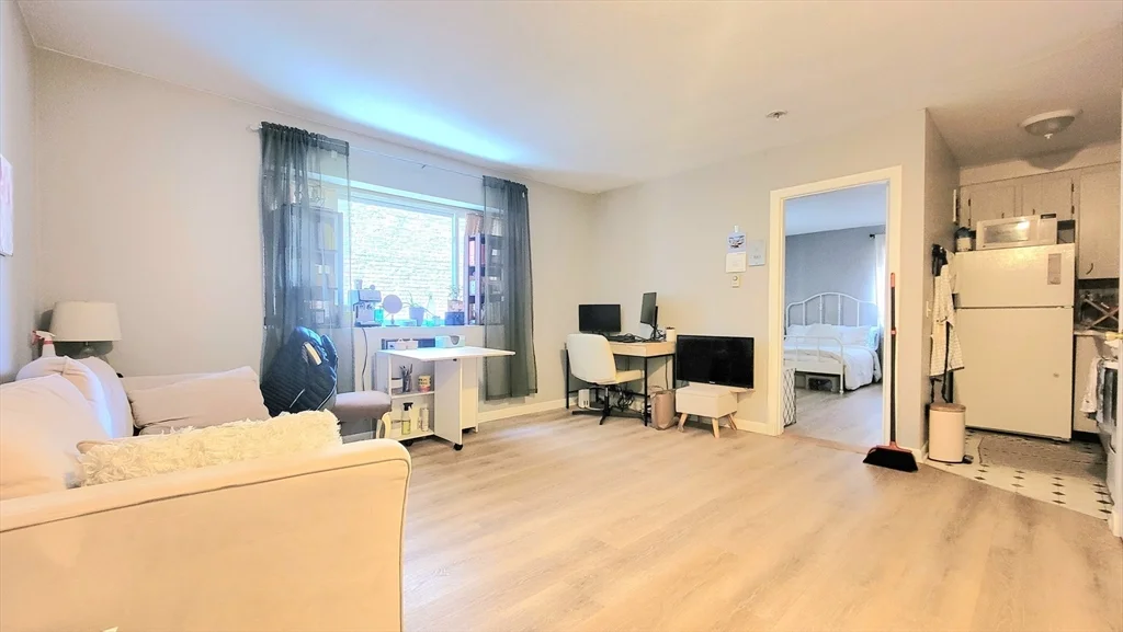 200 Kelton St, Allston