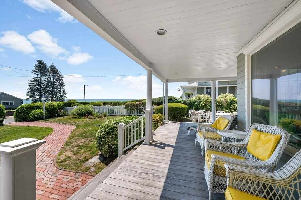 4 Spray Ave, Marblehead