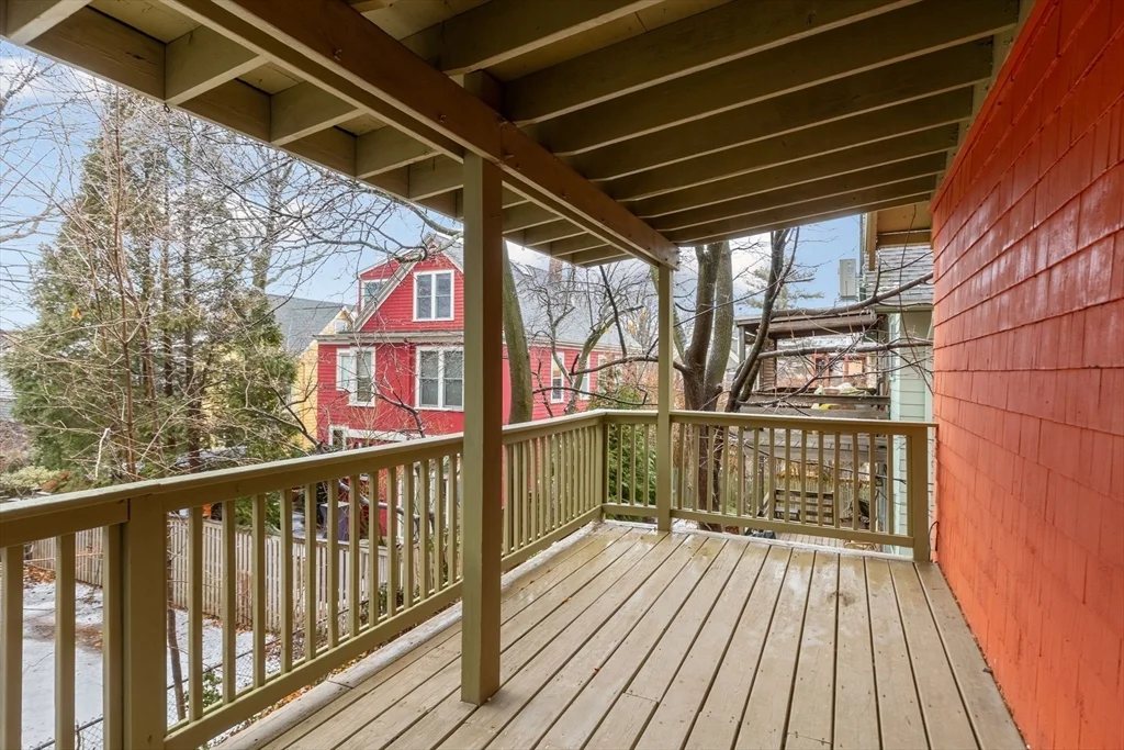 29 Sherman St, Neighborhood 9