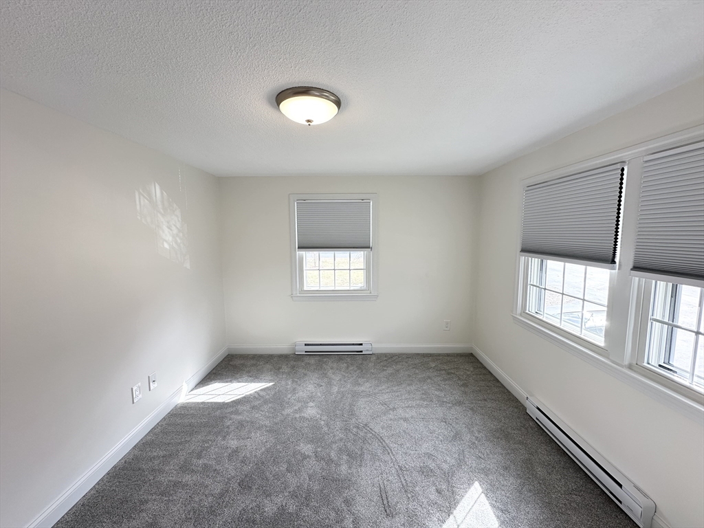 3 Franzone Dr, Bradford