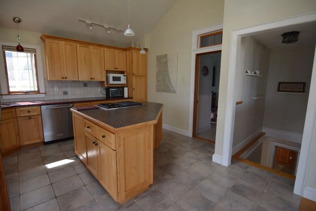 23 53rd, Plum Island