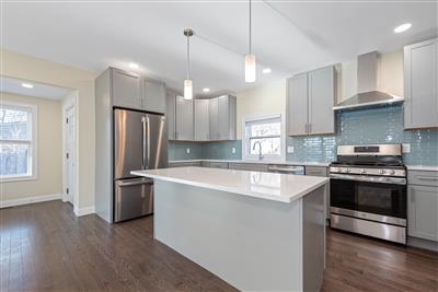 232 Fulton St, Medford