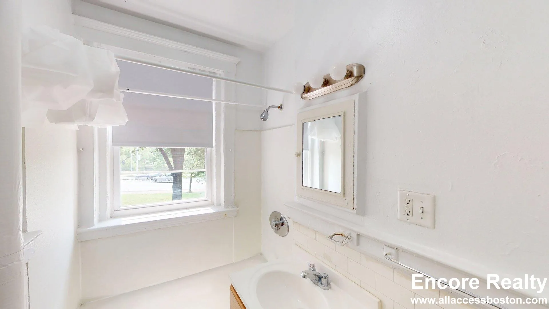 1163 Boylston St, Fenway