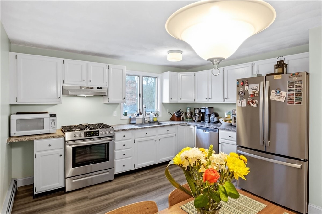 146 River St, Dedham