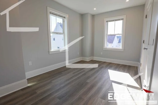 28 North Beacon St, Allston