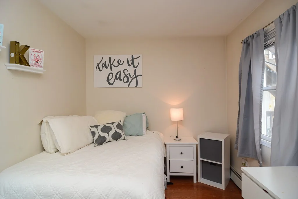 546 East 8th St, South Boston