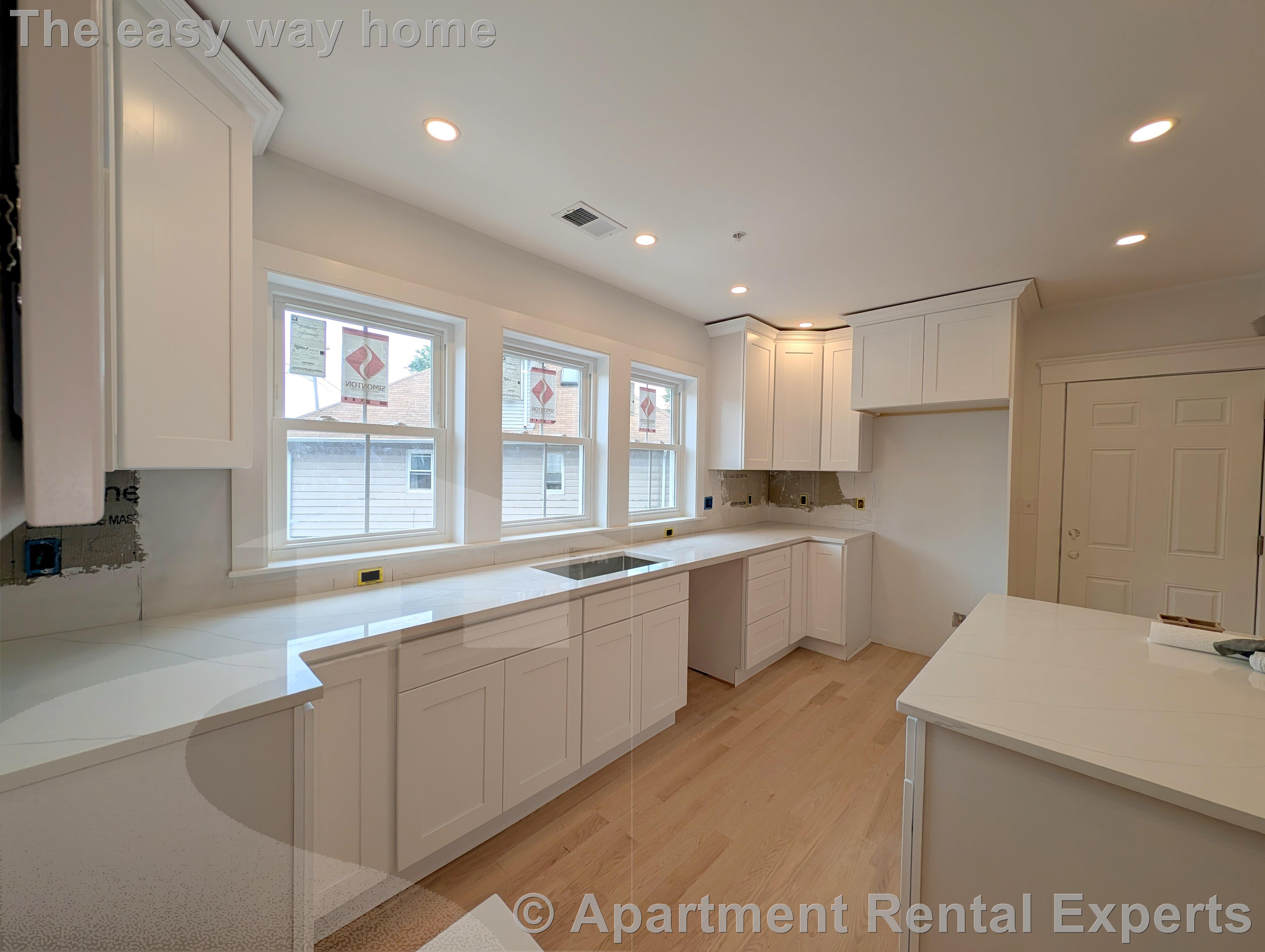 86 Orchard St, Tufts