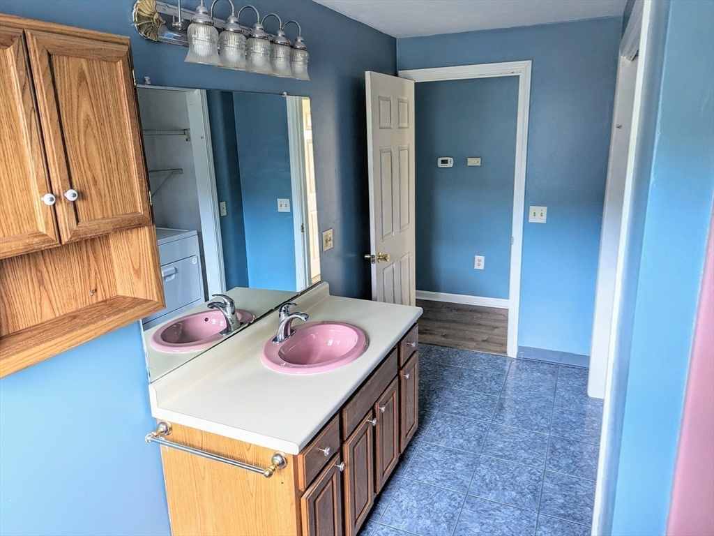 25 Brodeur Ave, Webster