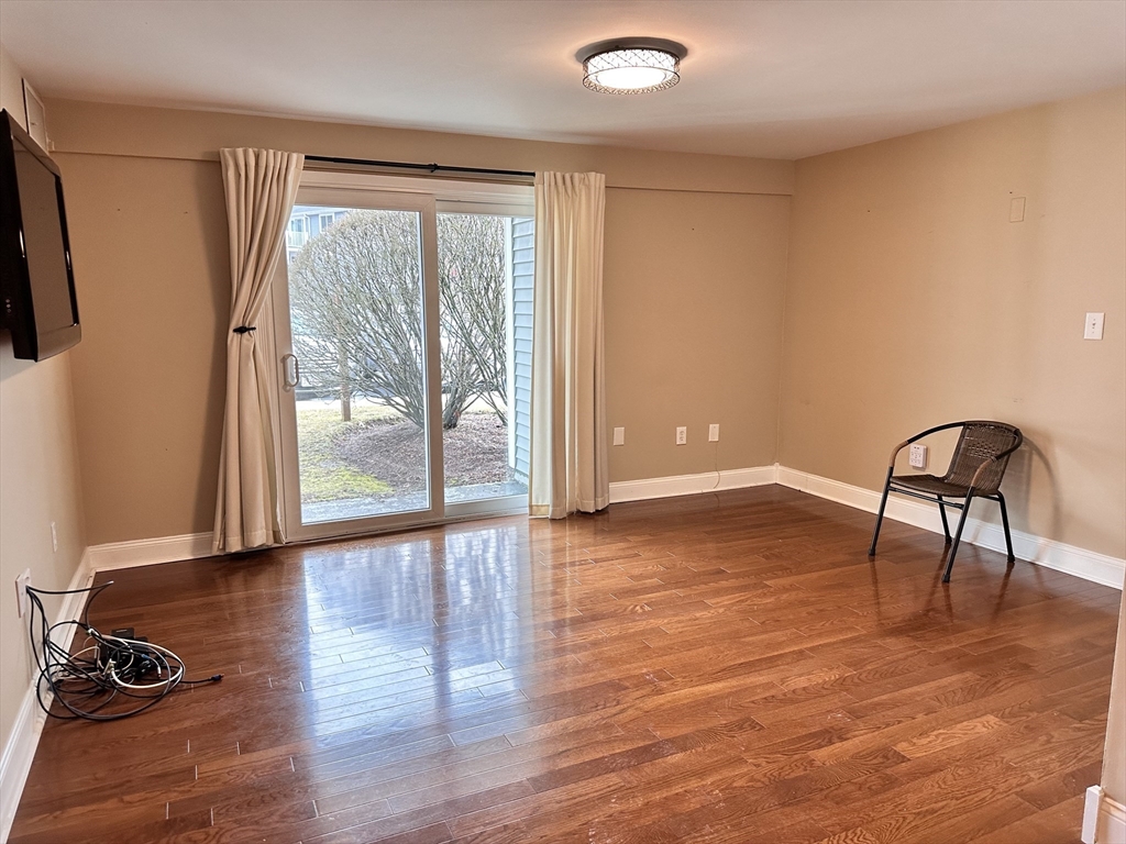 9 Silver Hill Ln, West Natick