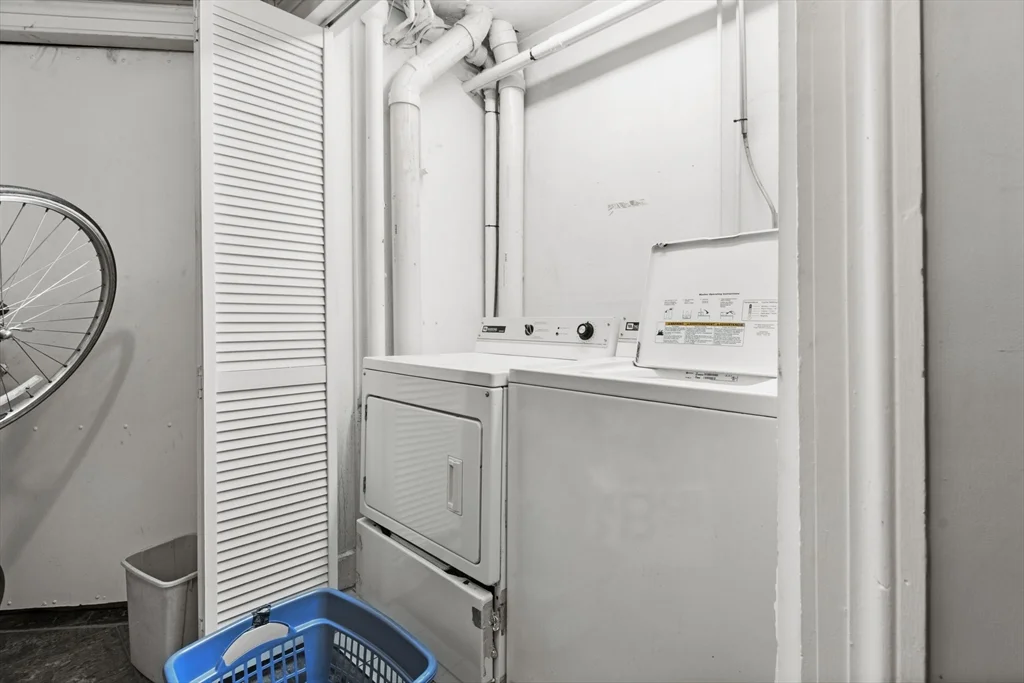 413 Beacon St, Back Bay