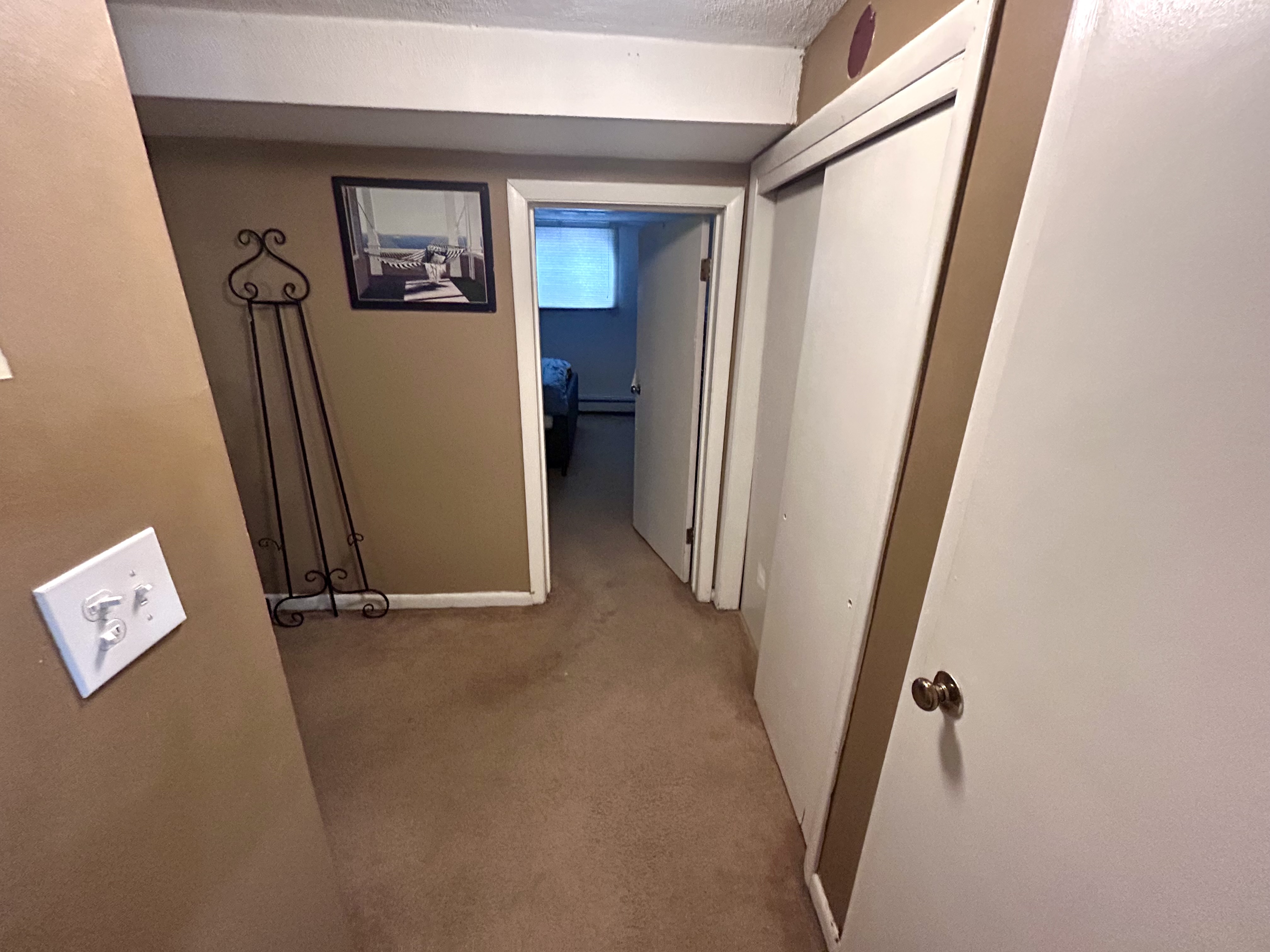 33 Westgate Rd, Chestnut Hill