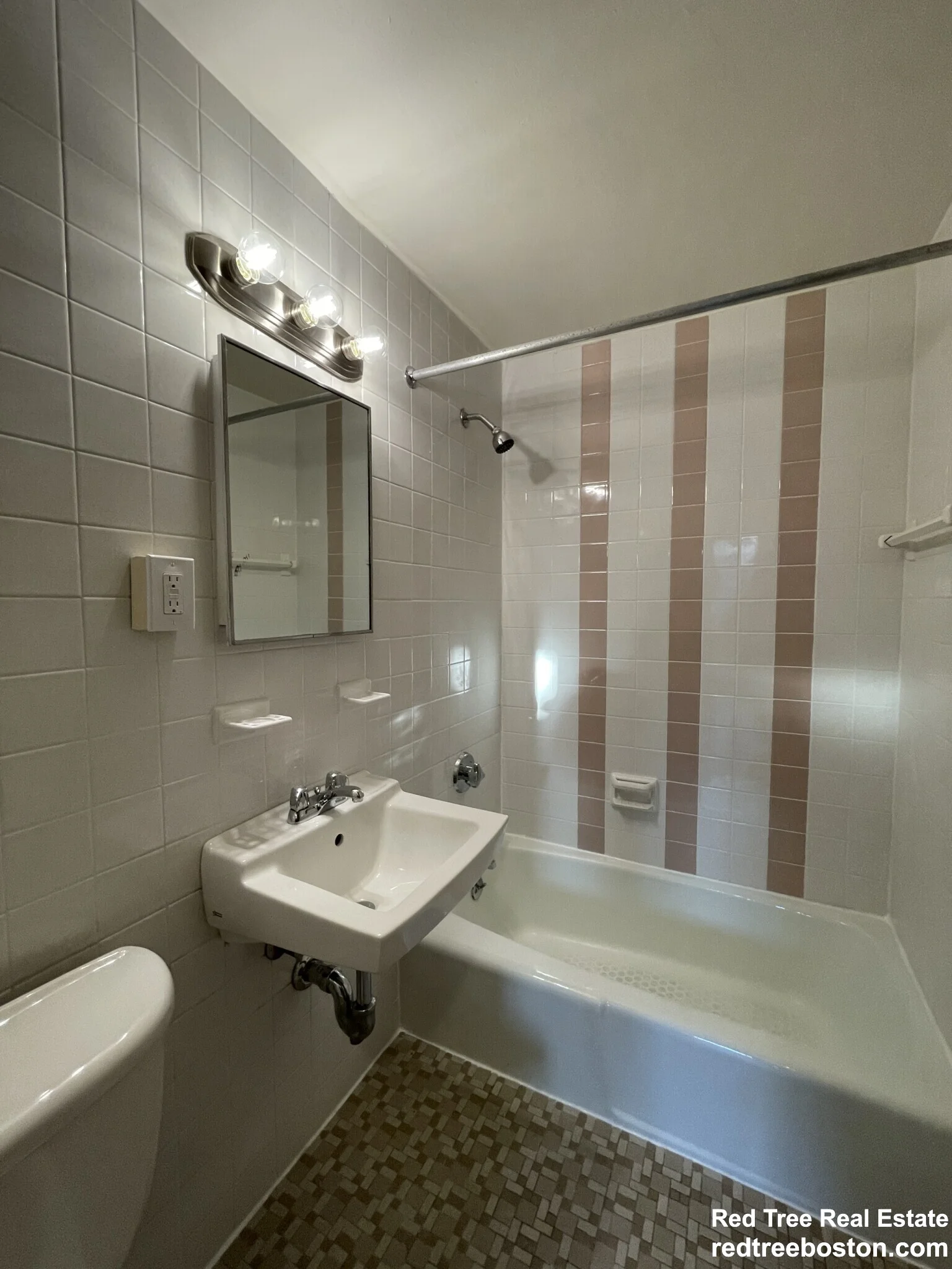 78 South Huntington Ave, Jamaica Plain