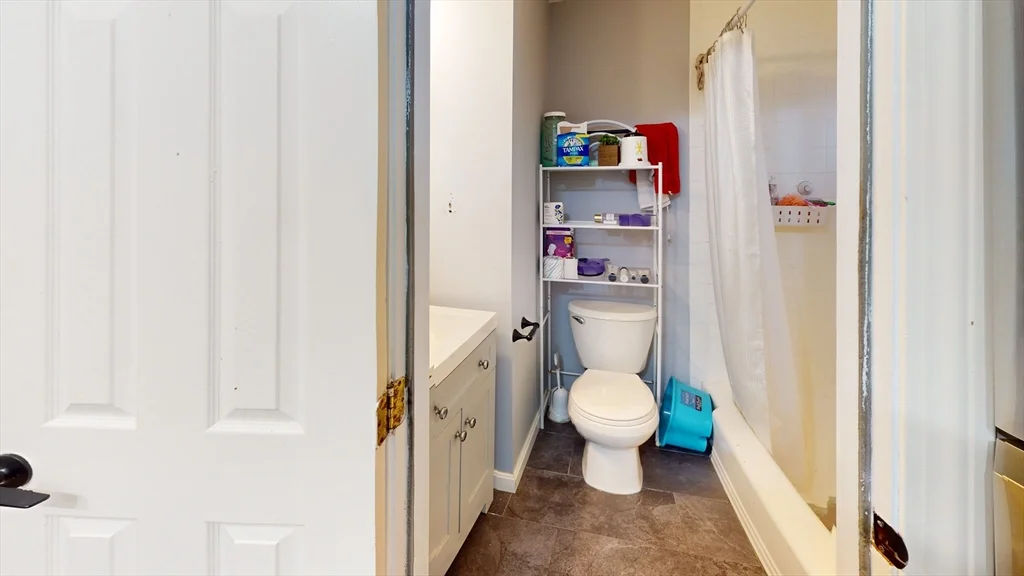 45 Morris St, East Boston