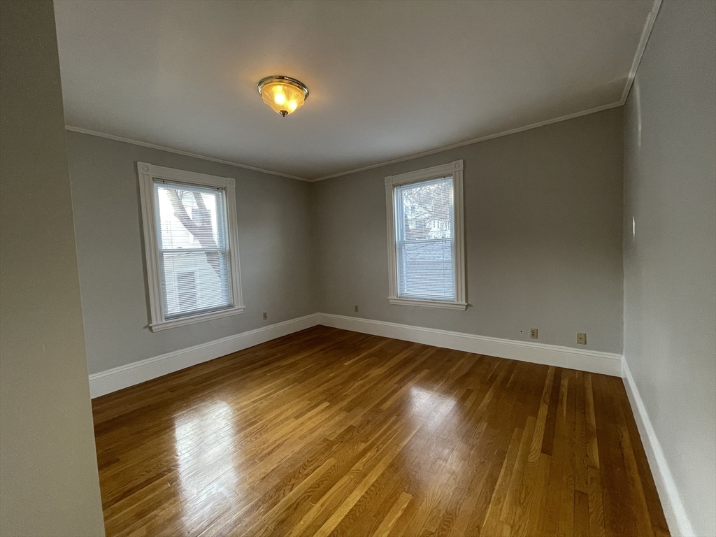 11 Maple Cir, Newton Corner