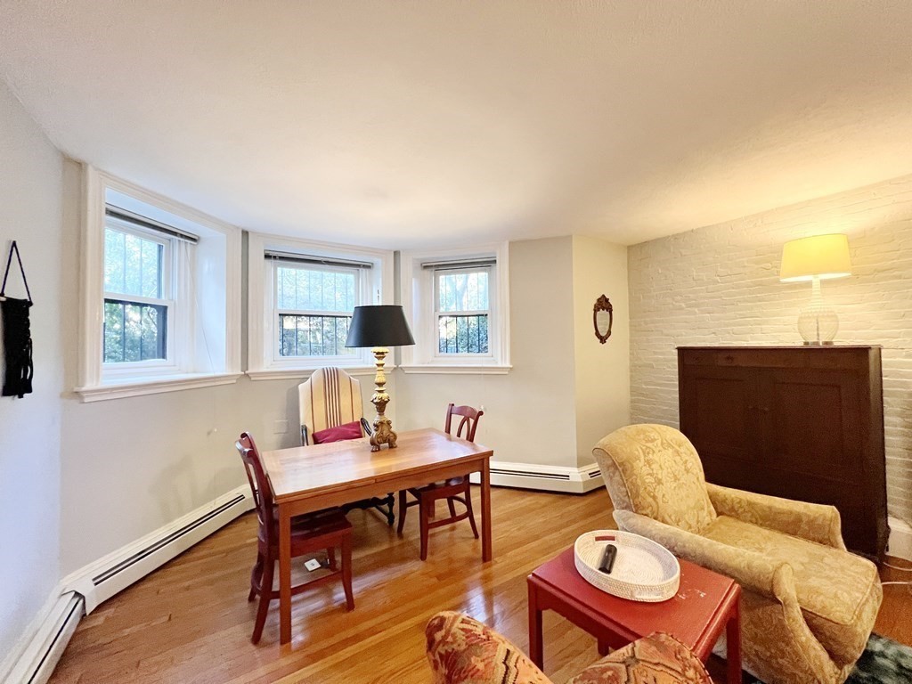 86 Commonwealth Ave, Back Bay