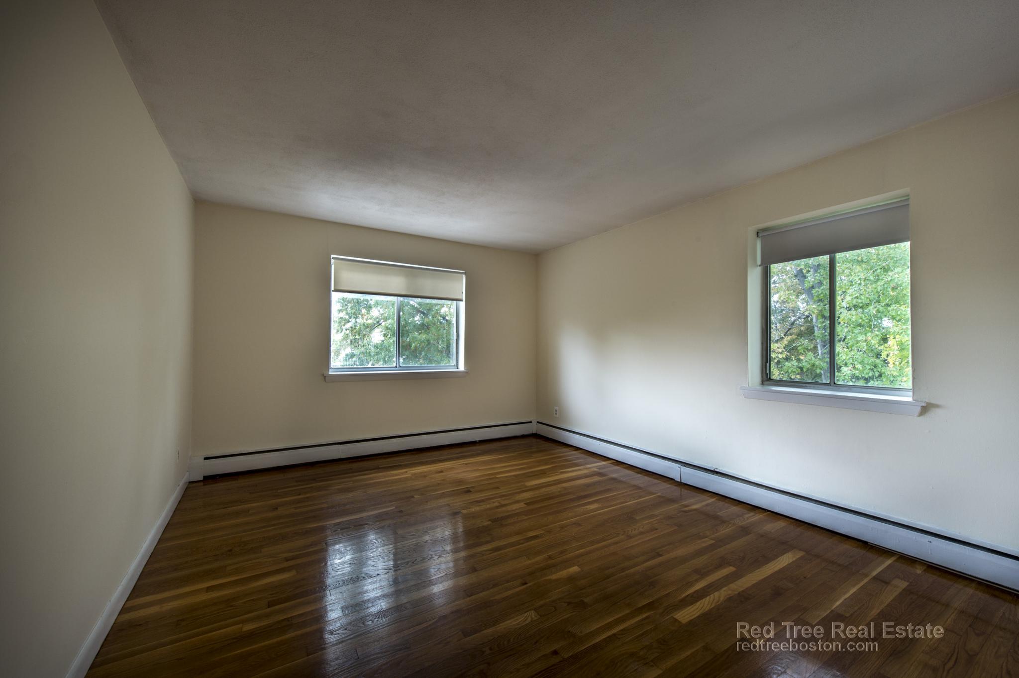 88 Gardner St, Allston