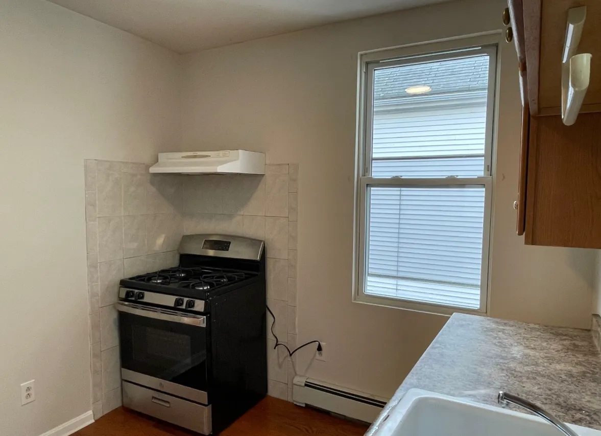 75 Putnam St, Eagle Hill